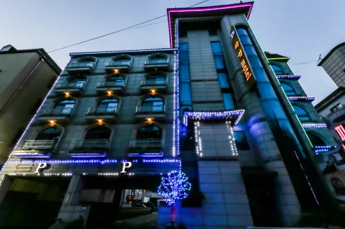 Pine Motel
