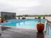 Flora Airport Hotel and Convention Centre Kochi - Pools