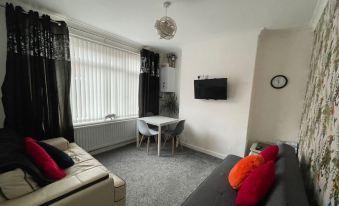 Spacious 3-Bed House in Darlington Get Location