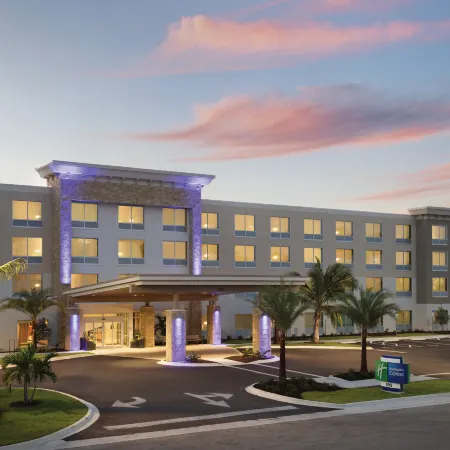 Holiday Inn Express CAPE CANAVERAL by IHG