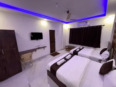 Hotel Plaza Rooms - Prabhadevi Dadar