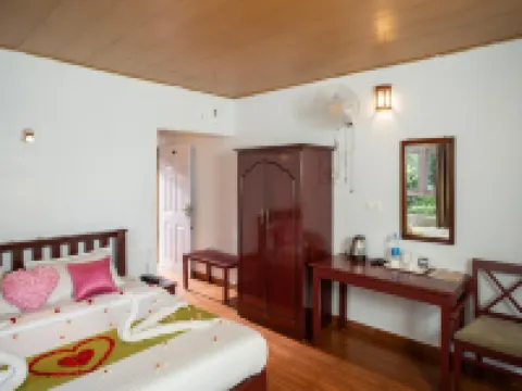 Blue Bells Resort by Maat Hotels ムンナルのホテル