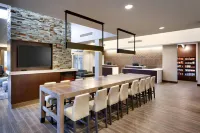 Residence Inn by Marriott Vancouver Airport - New