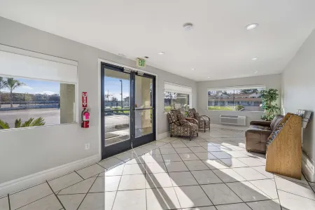 Rodeway Inn Stockton Highway 99 Отели рядом с достопримечательностью «In Season»