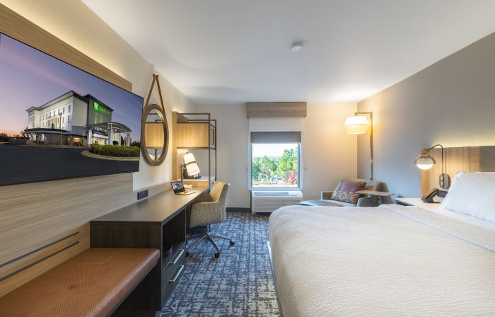 Holiday Inn ANDERSON by IHG