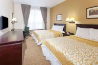 Days Inn & Suites by Wyndham Tucker/Northlake - parking