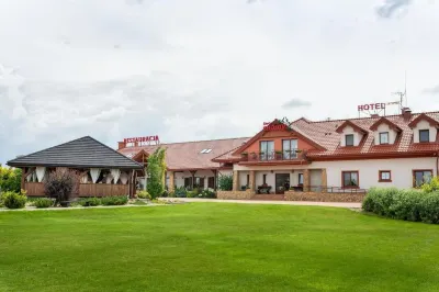 Hotel Dwór Choiny