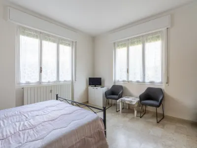 Alessandro Hotels near Camping Marino