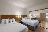 Days Inn by Wyndham Kill Devil Hills Oceanfront - Wilbur Hotels in Kill Devil Hills