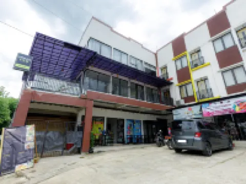 Urbanview Srb Near Mall Ciputra Cibubur by RedDoorz Hotels in Jatisampurna