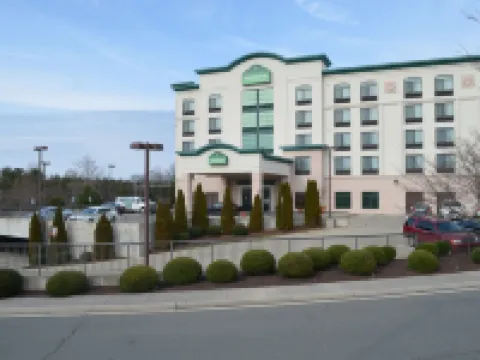 Wingate by Wyndham Richmond Short Pump Hotels in Three Chopt