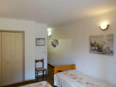 Residence Cabanaccia Studio 35m² Hotele w: Serriera