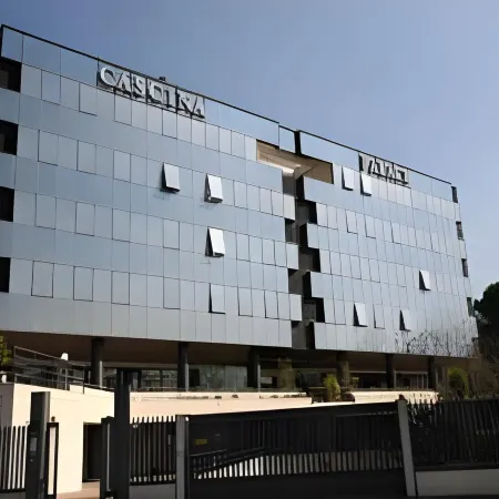 Sotel Nomentana Roma Отели рядом с достопримечательностью «Станция метро Jonio»