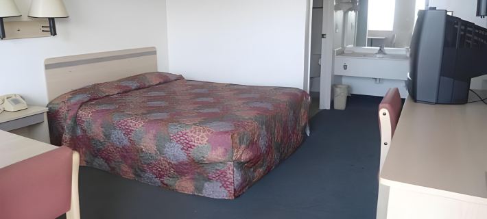 Travel Inn シャロンビルのホテル