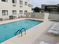 Island Suites - Pools