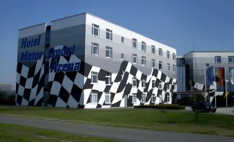 Hotel Motorsport Arena
