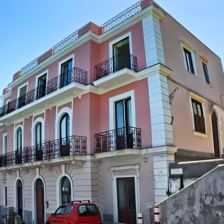 Capri Inn
