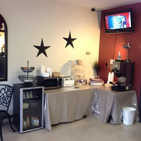 Bancroft Inn & Suites