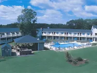 Rhumb Line Resort - 2-Star