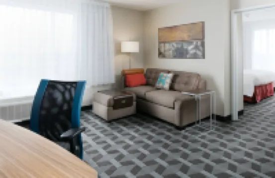 TownePlace Suites Kansas City Airport