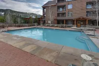 Arapahoe Lodge 1 Bed 1 Bath ALJP Hoteles cerca de Dillon Amphitheater