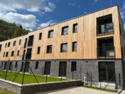 Chic Mountain Terrace Lounge