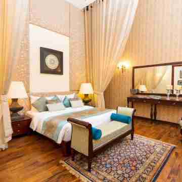 Residence on Park Street Rooms