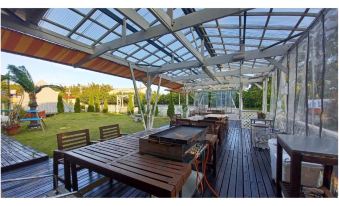 Hotel Swan Lake Nagara - Housity