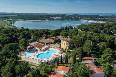 Apartments Bellevue Plava Laguna Hotel in zona Plaza Spadici Materada