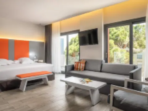 Estival Centurión Playa Hotels in Cambrils