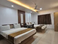 Hotel Sunrise Hotels in Mahabaleshwar