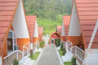 Dlawu Mountain Cottage Hotels in Plaosan