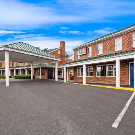 Econo Lodge Waynesboro - Skyline Drive