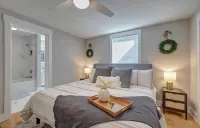 Fall Festivities - 4BR Home by IU Stadium Bloomington Bliss Hotels near Indiana University Bloomington