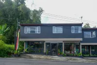 Urbanview Hotel Umbrella Dieng by RedDoorz Các khách sạn ở Garung