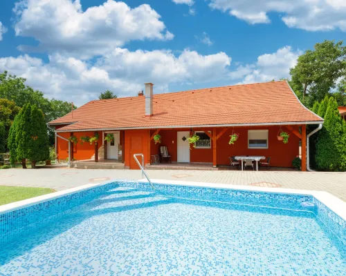 Brigi Hotels in Balatonföldvári