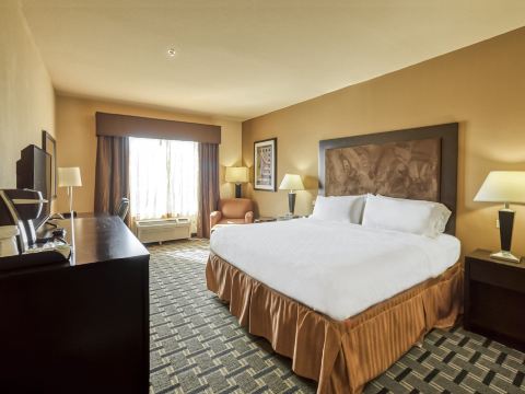 Holiday Inn Express & Suites Beeville