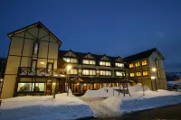 Petit Hotel l'Hiver Katsuyama Hotel dekat Ski Jam Katsuyama