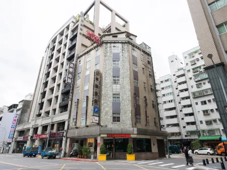 The Dealer Hotel