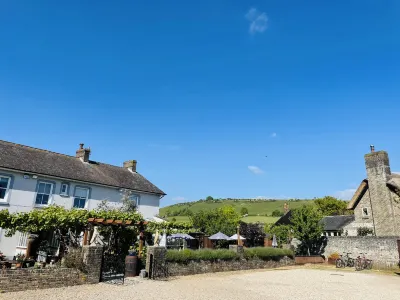 The Greyhound Inn Hotels in Sydling St. Nicholas