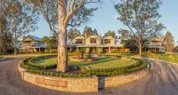 Spicers Vineyards Estate Hôtels à proximité de : Singleton Historical Society & Museum Inc