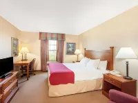 Ramada by Wyndham Sparta/At Speedway Hotel a York Township