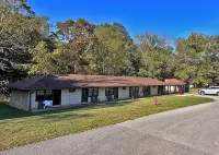 The Lodge at Mammoth Cave Отели в г. Эдмонсон Каунти