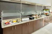 亞特蘭大諾克羅斯居家酒店/桃樹角 - 早餐