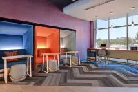 Tru by Hilton Lithia Springs