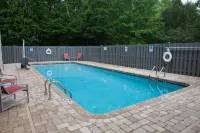 DoubleTree by Hilton Hotel Atlanta-Alpharetta - Rooftop Pools