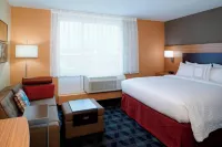 TownePlace Suites Grand Rapids Airport Hotel a Forest Hills