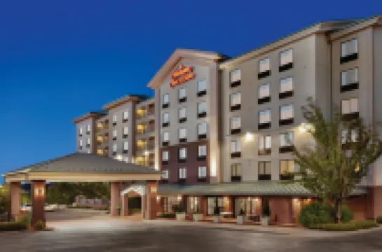 Hampton Inn & Suites Denver-Cherry Creek