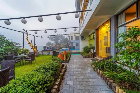 Sterling Panchgani Отели в г. Панчгани