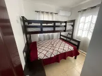 Villas Hillside apt 1 Hôtels à : 